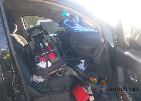 2015 Nissan Armada Platinum/Sl/Sv from USA, damaged, VIN 5N1BA0ND2FN619322